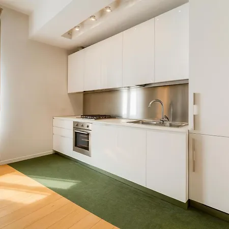 Micol'S Place, Bright Apt 2 Rooms, 2 Toilets, Near Metro, 80 Mq-3
